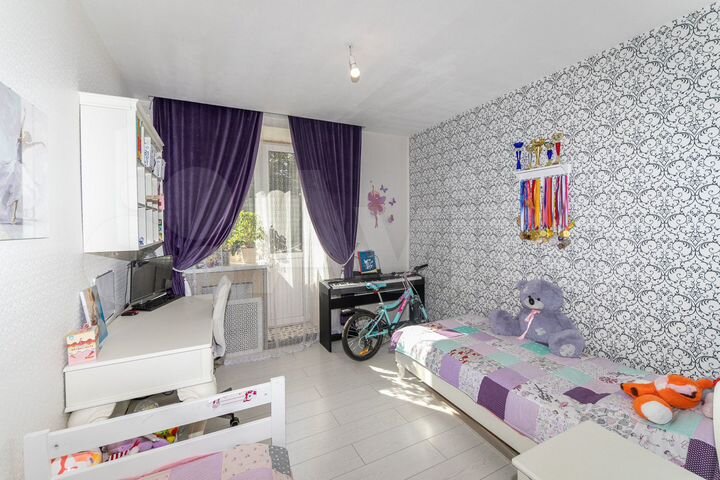 4-к. квартира, 95,6 м², 2/3 эт.