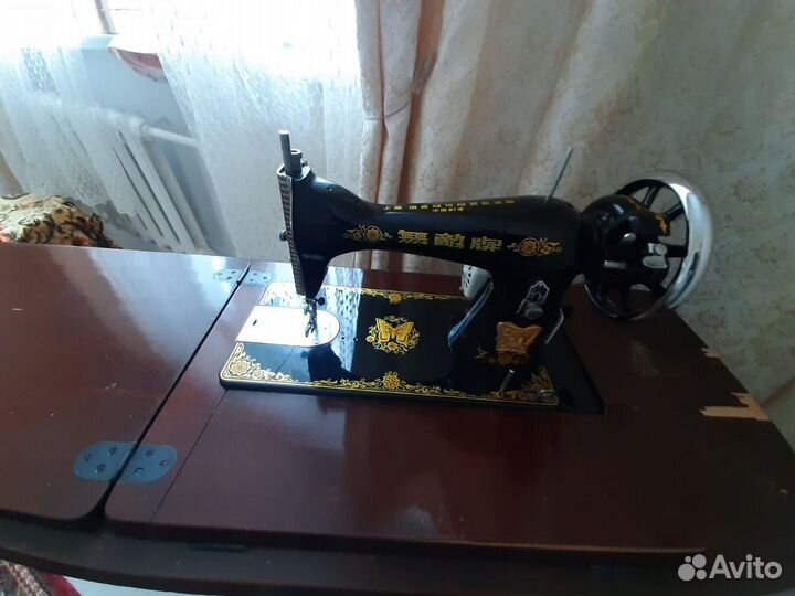 Швейная машина