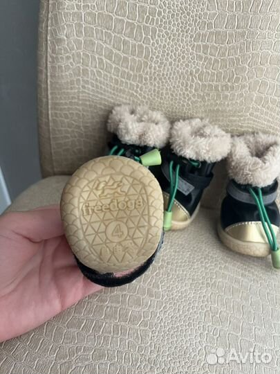 Обувь для маленьких собак