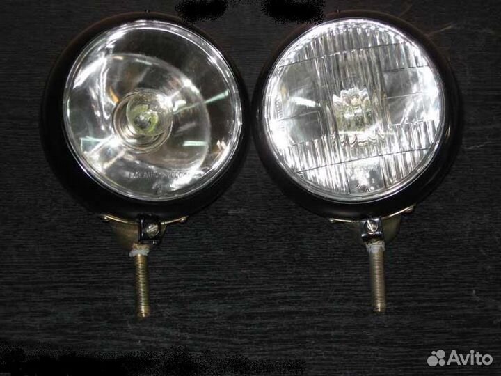 Фара-искатель тракторный