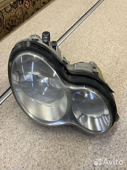 Фара mercedes w203 левая оригинальный