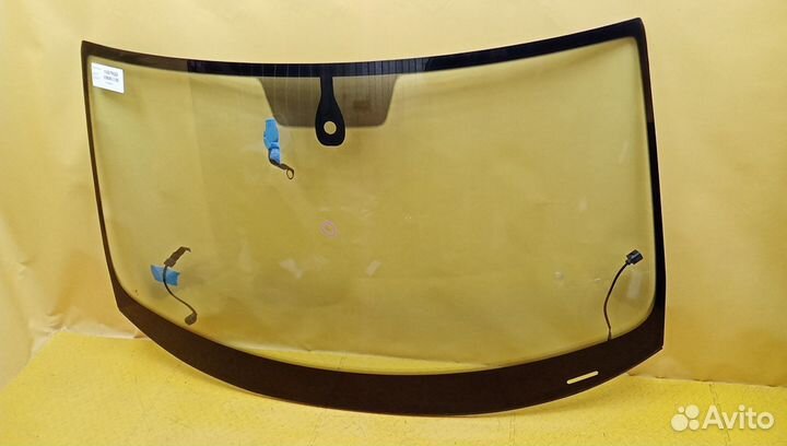 Стекло лобовое (ветровое) Touareg III 1337622