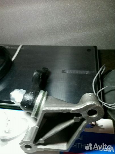 Рычак-маятниковый 21010-07 LADA