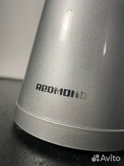 Соковыжималка Redmond RJ-914S