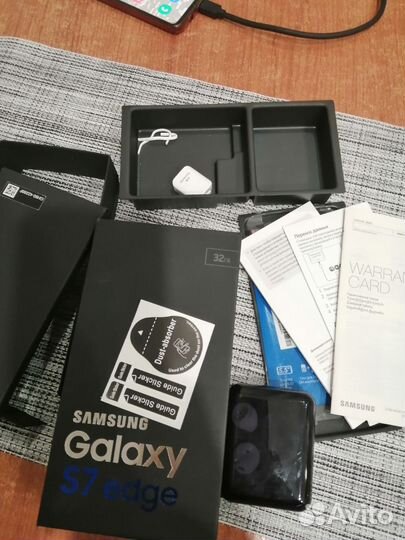 Телефон Samsung galaxy s7 edge