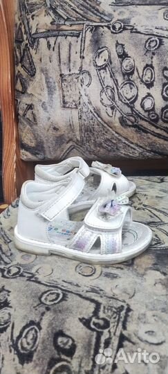 Босоножки для девочки 22 размер