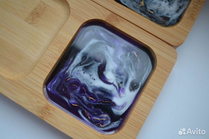 Блюдо, менажница с эпоксидной смолой