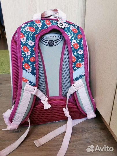 Школьный рюкзак для девочки