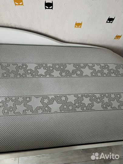 Кровать машина