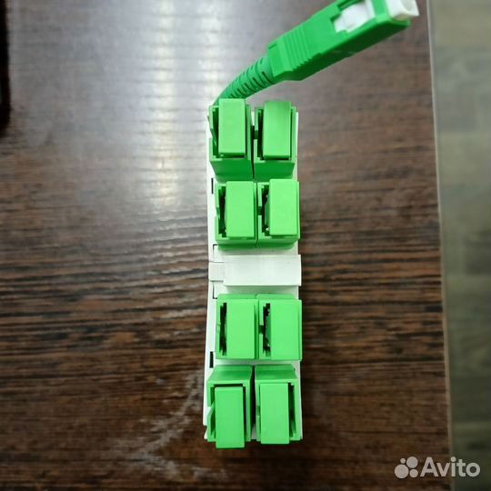 Сплиттер оптический 1 на 8 в коробке