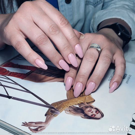 Маникюр с покрытием гель лаком, педикюр