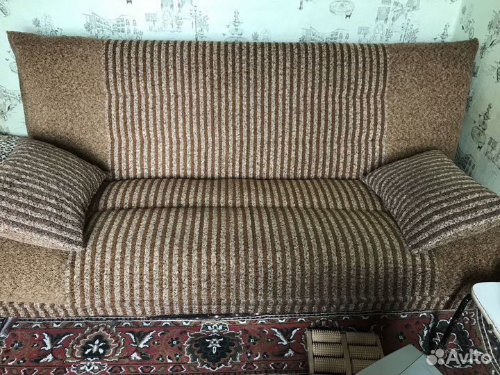 Диван бабочка