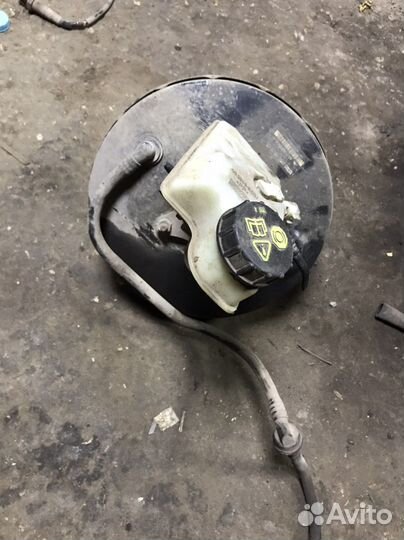 Вакуумный усилитель Ford Focus 2