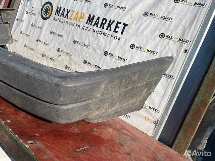 Задний бампер Vw Passat B3 седан