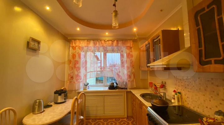 3-к. квартира, 85 м², 1/1 эт.