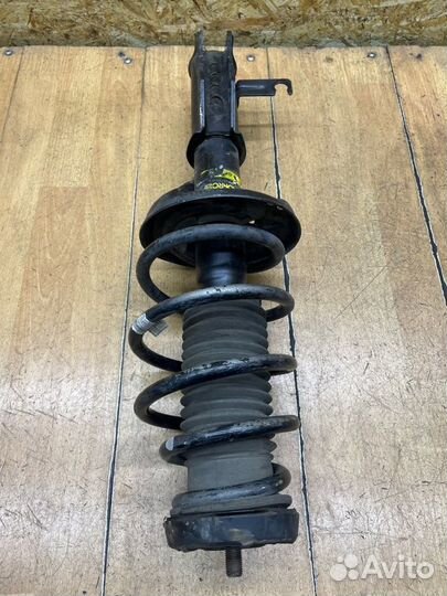 Стойка подвески передняя левая Opel Astra J A17DTJ