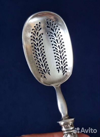 Антикварная старинная серебряная ложка