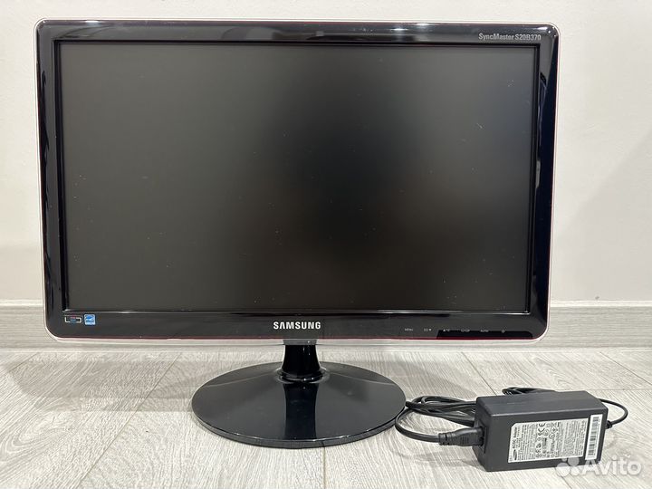 Монитор Samsung SyncMaster S20B370