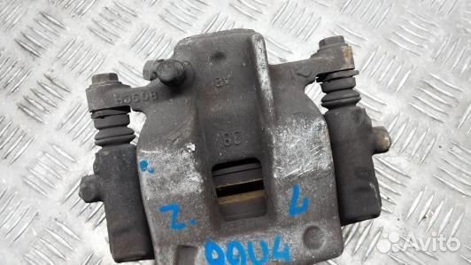 Суппорт тормозной задний левый toyota verso AR2 (9