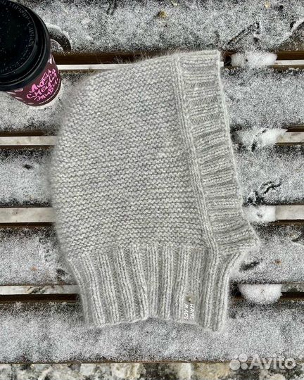 Капор женский