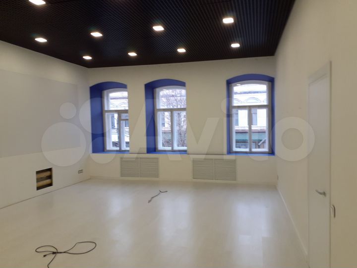 Площадь свободного назначения, 50 м²