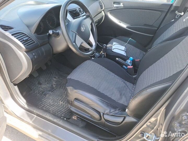 Hyundai Solaris 1.6 МТ, 2013, 253 888 км