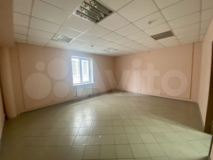 Офисные помещения в центре, 44 м²
