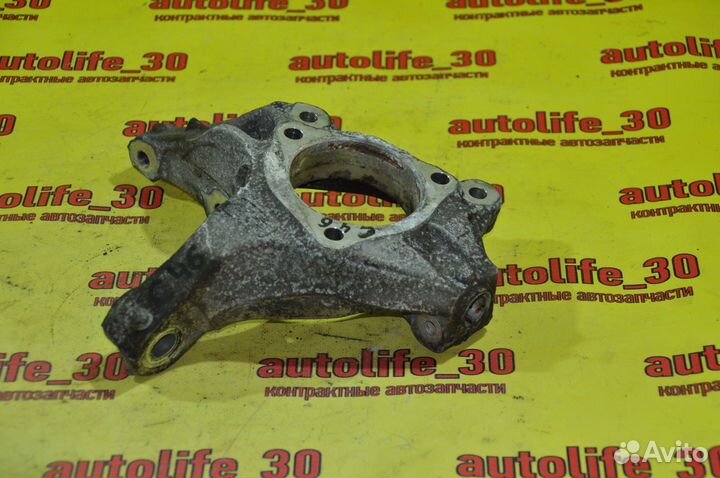 Поворотный кулак передний левый Chevrolet Cruze