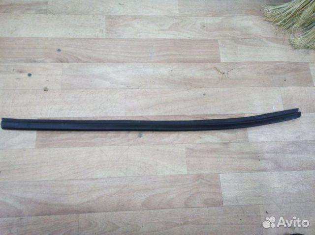 Уплотнитель стекла (внутренний) задний правый Kia