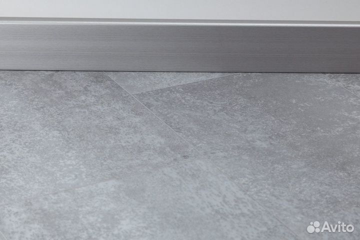 Кварц виниловый ламинат