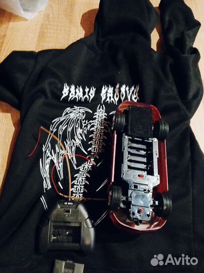 Машинка на радио управлении