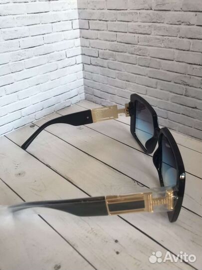 Солнцезащитные очки женские Hermes