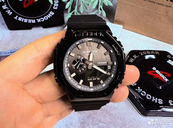 Часы Casio G-Shock GM-2100