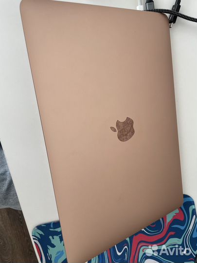 Apple MacBook air 13 2020 m1