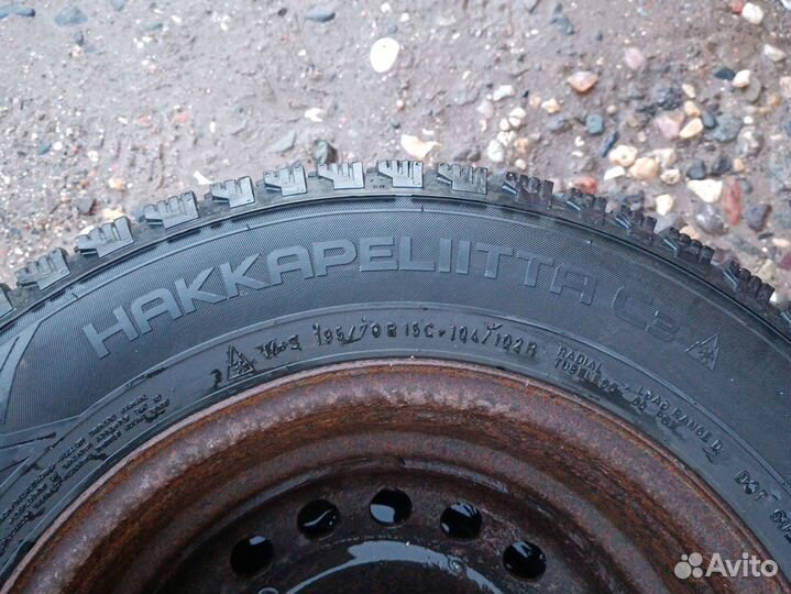 Nokian Tyres Hakkapeliitta C3 195/70 R15 104R