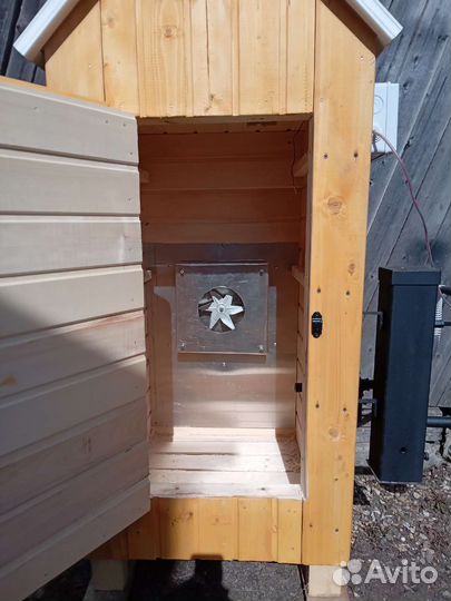 Коптильня холодного и горячего копчения