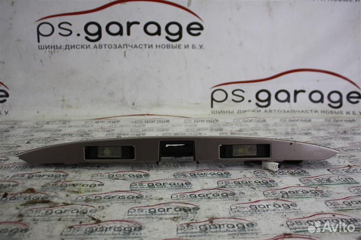 Накладка двери багажника Nissan Note E11