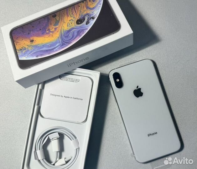 iPhone Xs, 256 ГБ