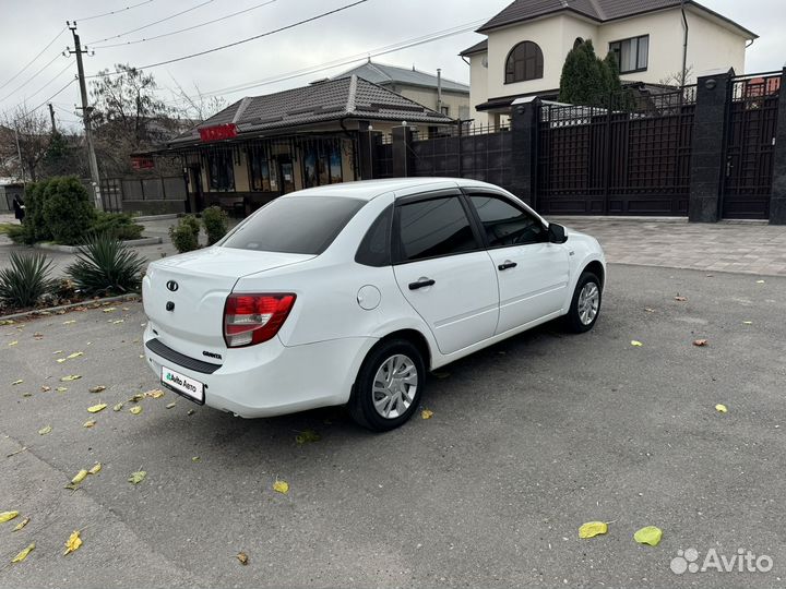 LADA Granta 1.6 AT, 2014, 220 000 км