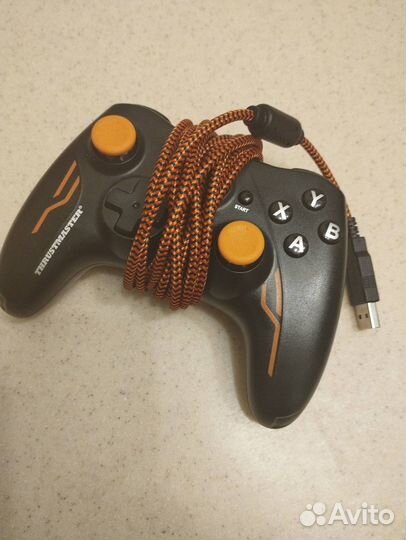 Геймпад Thrustmaster