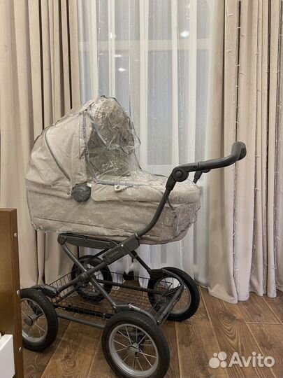 Коляска-люлька Inglesina Sofia (шасси Ergobike)