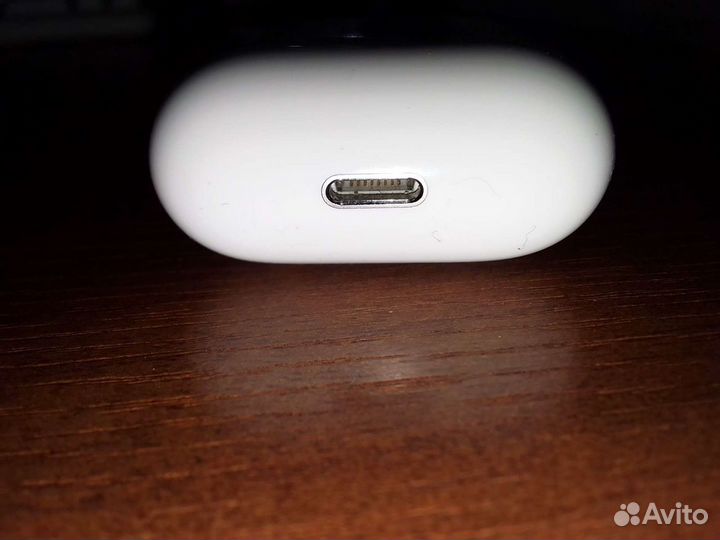 Кейс от наушников Apple