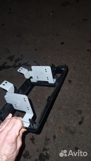 Рамка магнитолы honda stepwgn