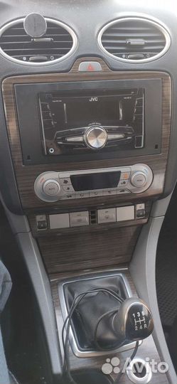 Рамка магнитолы Ford Focus 2