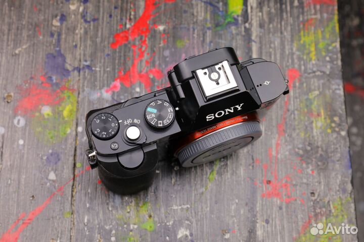 Sony Alpha ilce-7 kit FE 28-70mm