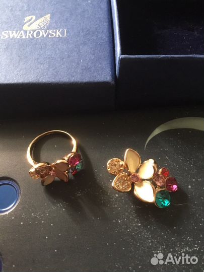 Кольцо и кулон, серьги Swarovski