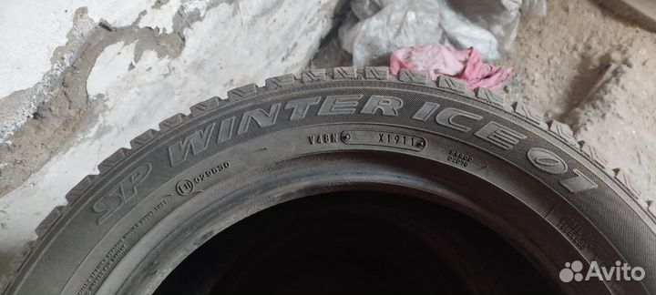 Dunlop SP Winter Ice 01 195/55 R16