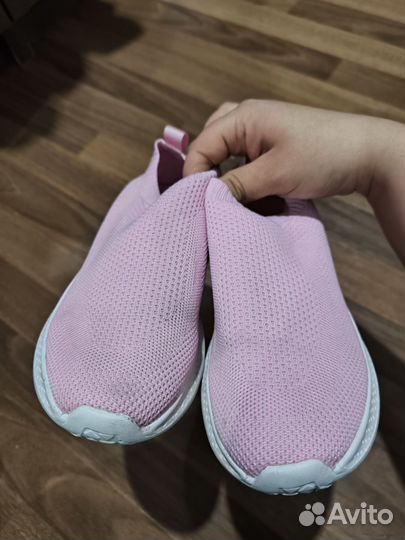 Кроссовки летние