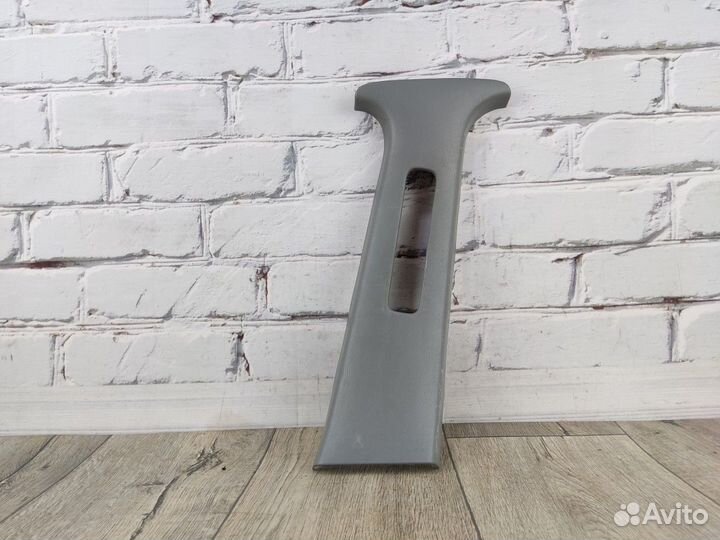 Обшивка стойки центральной правой Maxima А32