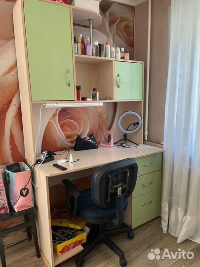 Детский школьный уголок бу